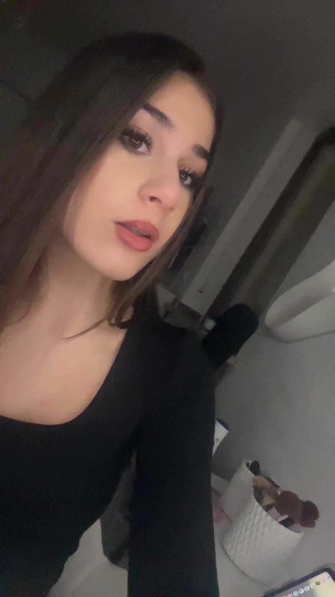 @z03