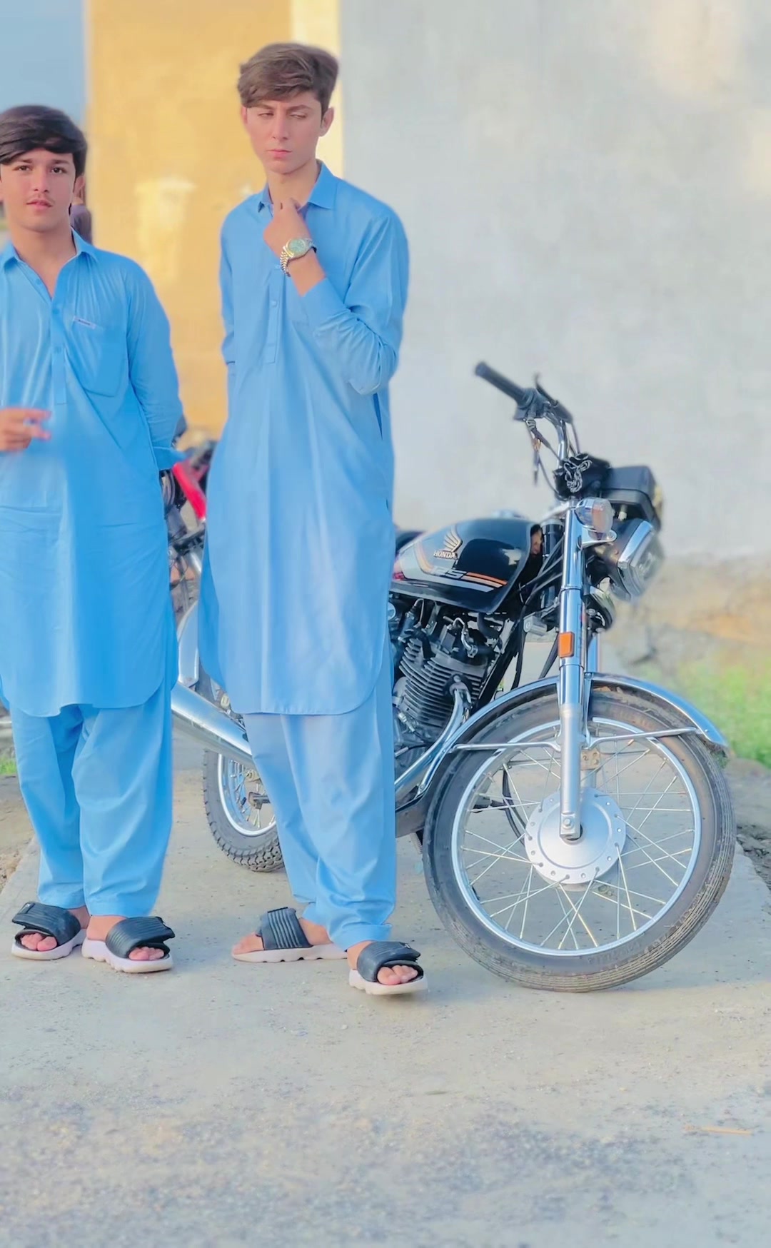 @itz_Ahsan👑