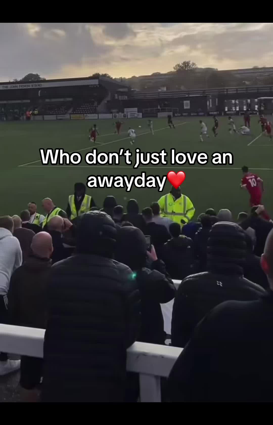 @HUFC FOREVER UNITED