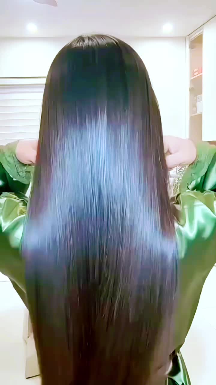 @Sexiest_long_Hair