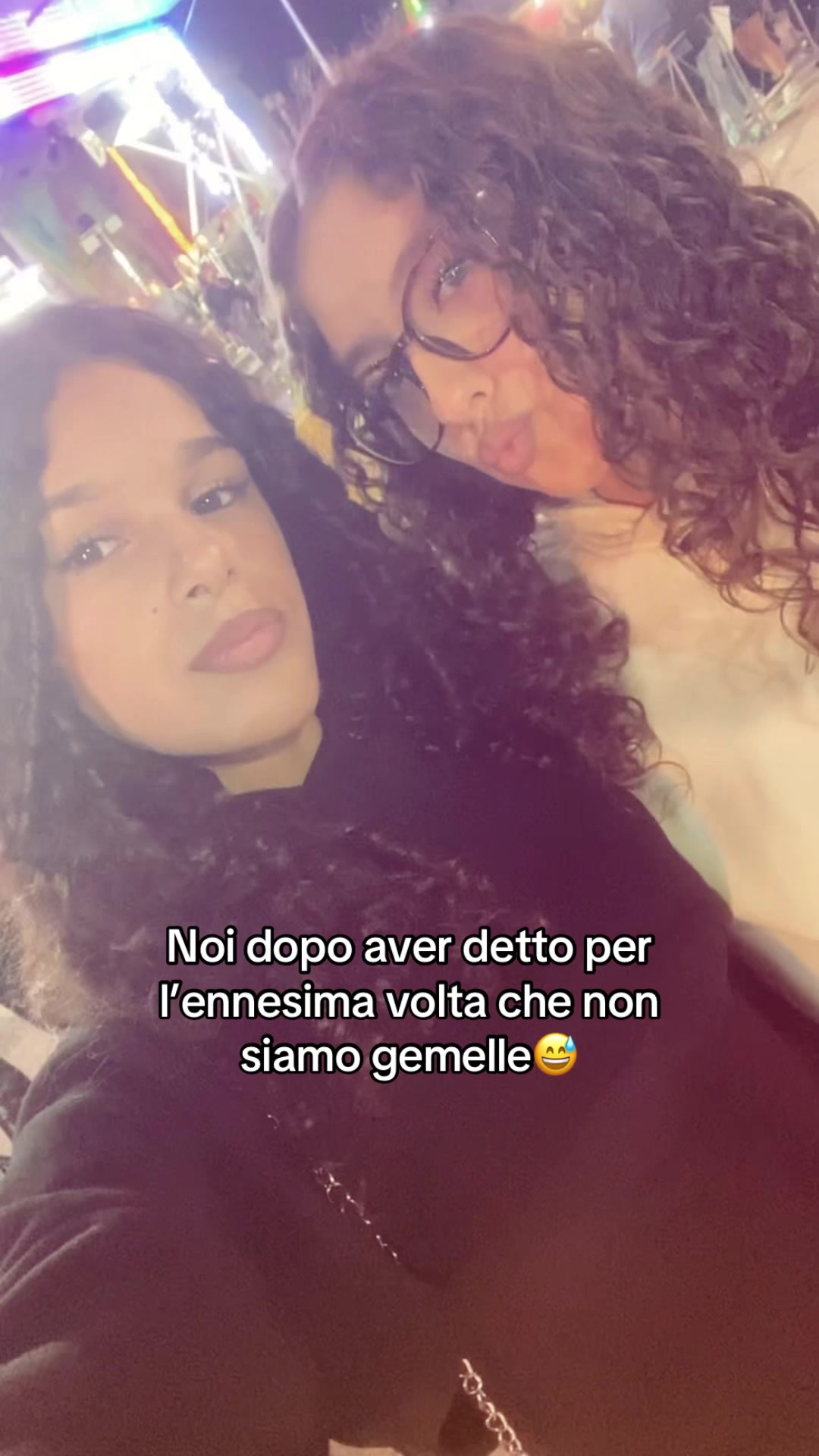 @🎭