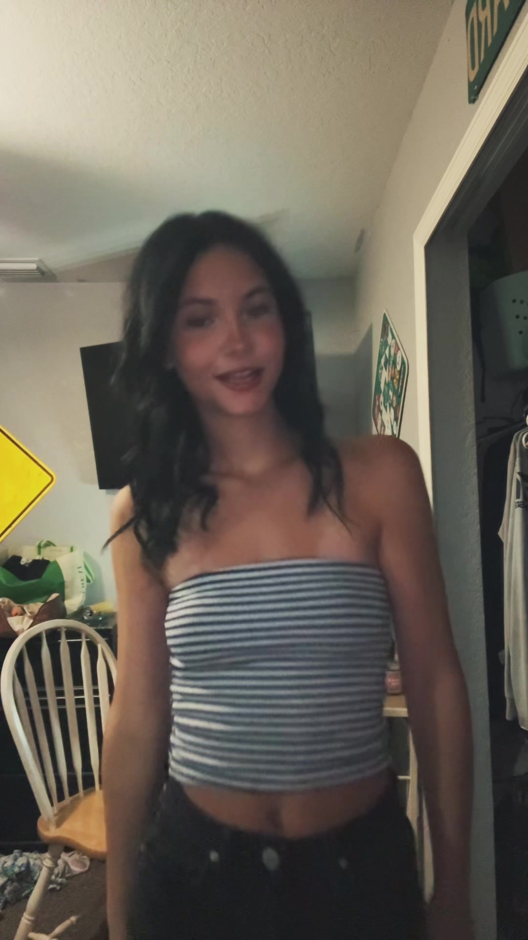 @bella