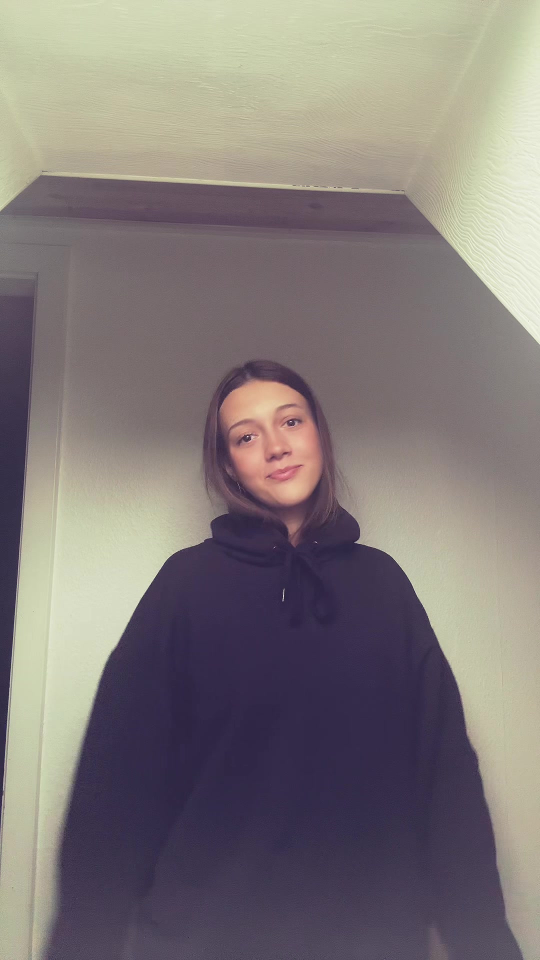 @𝒜𝓃𝓃𝒶𝒷𝑒𝓁𝓁♡