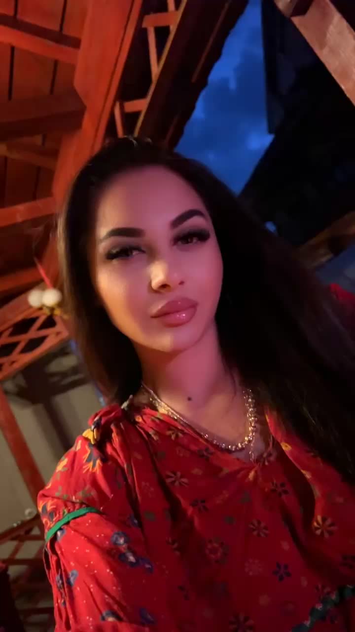 @Laura