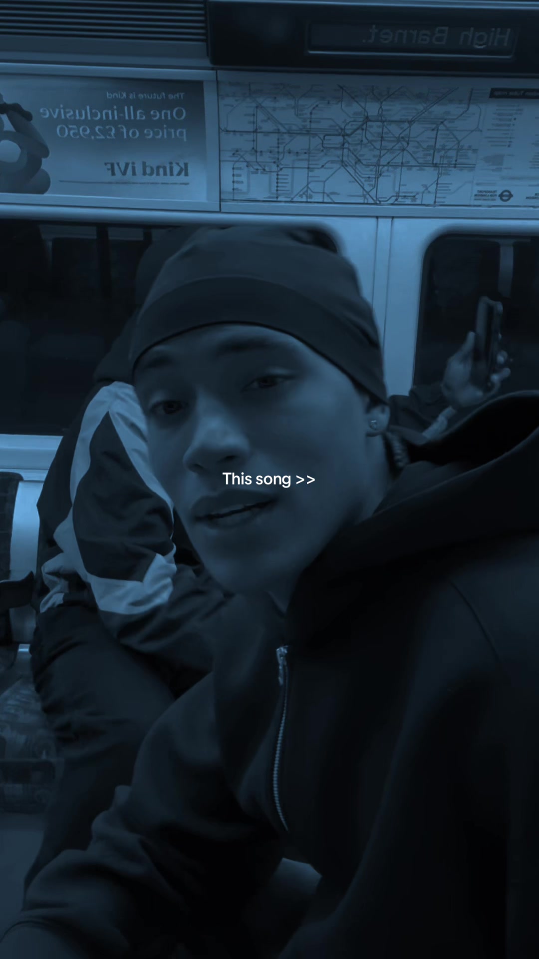 @🎧