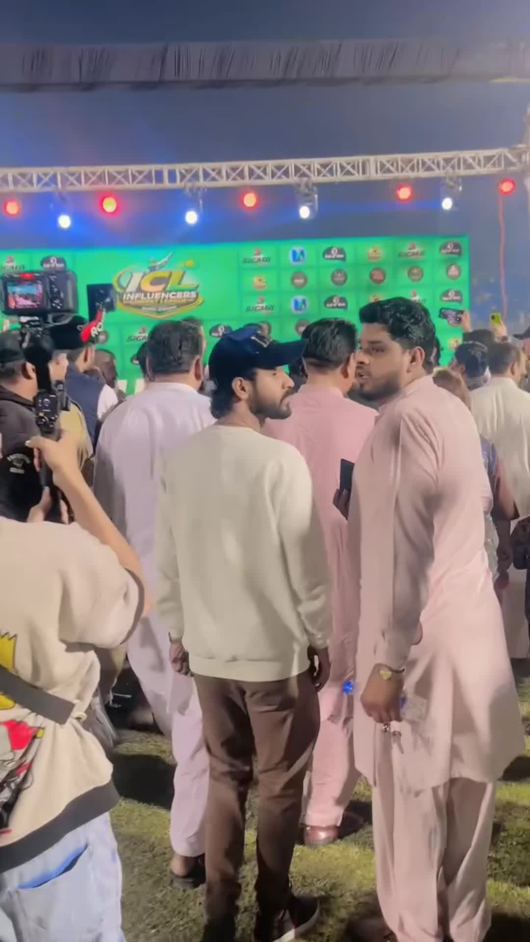 @Alihamza0001