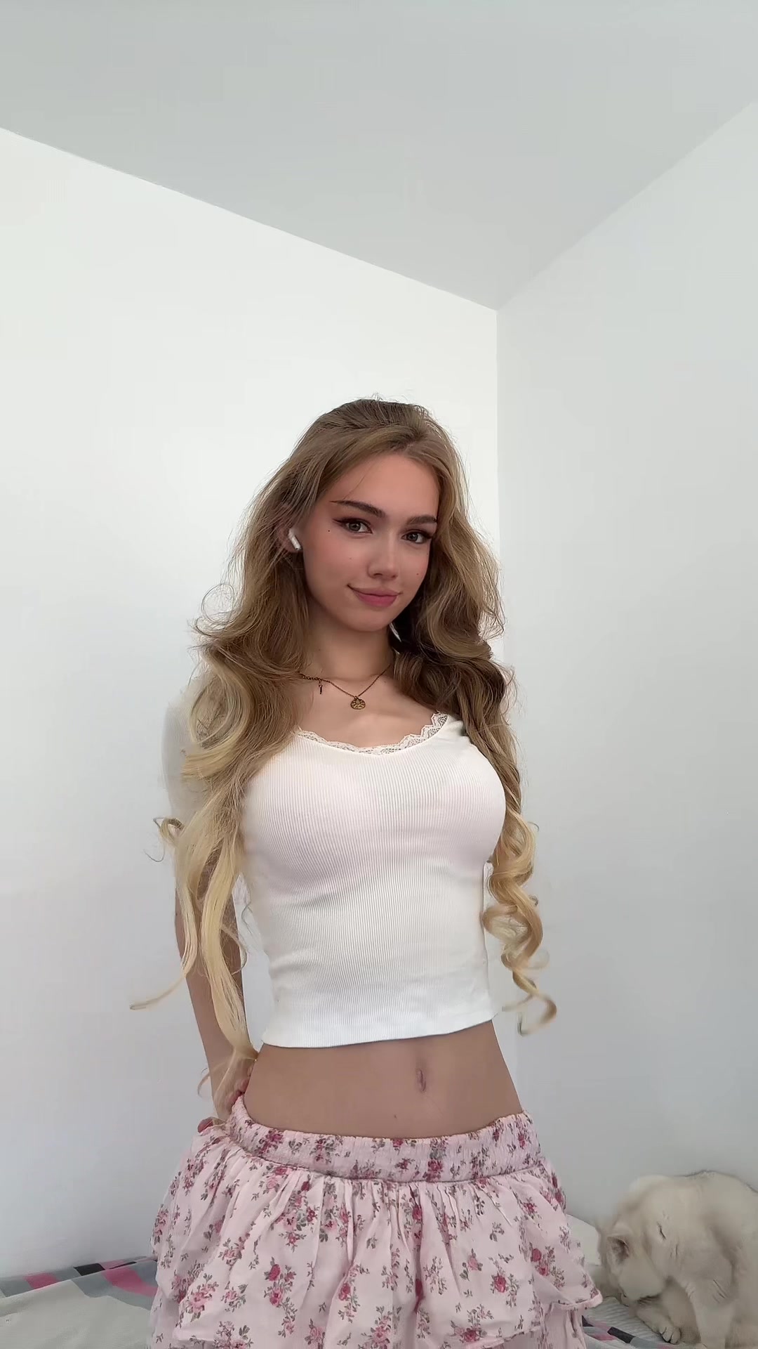 @Eva