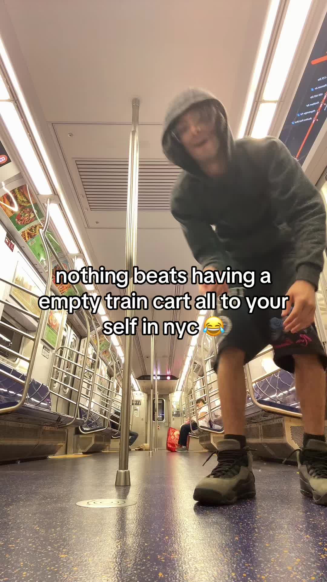 @derekyb