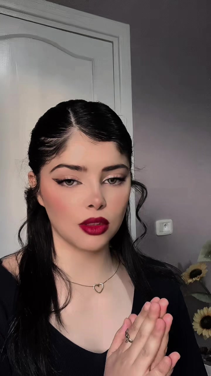 @eya_is