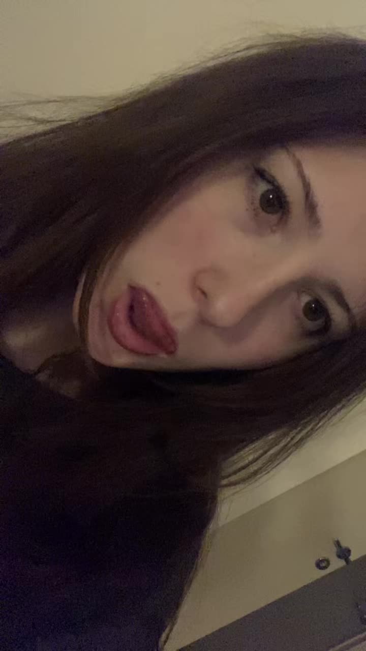 @🏔️🪽💋