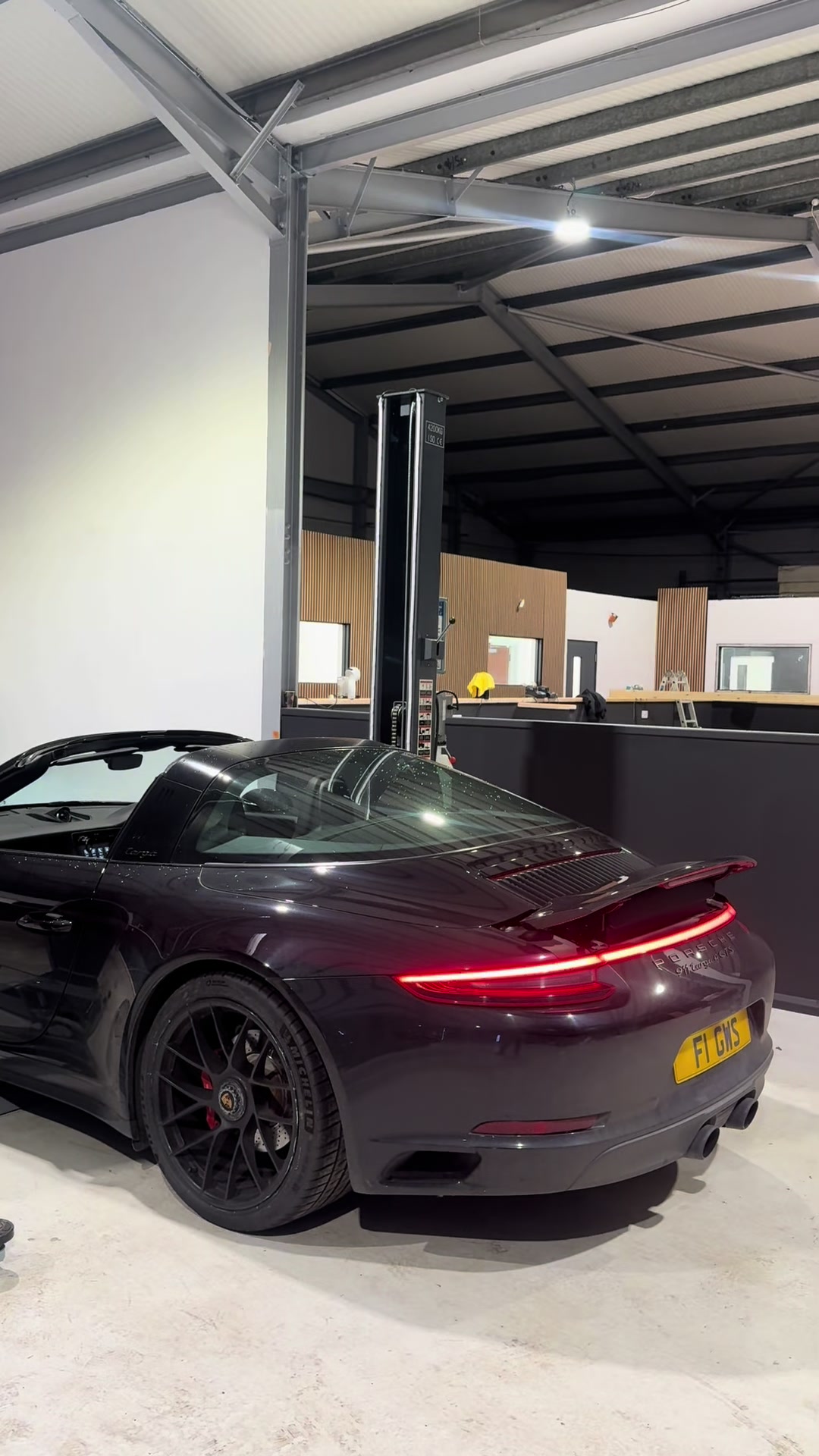 @jaylewiscars