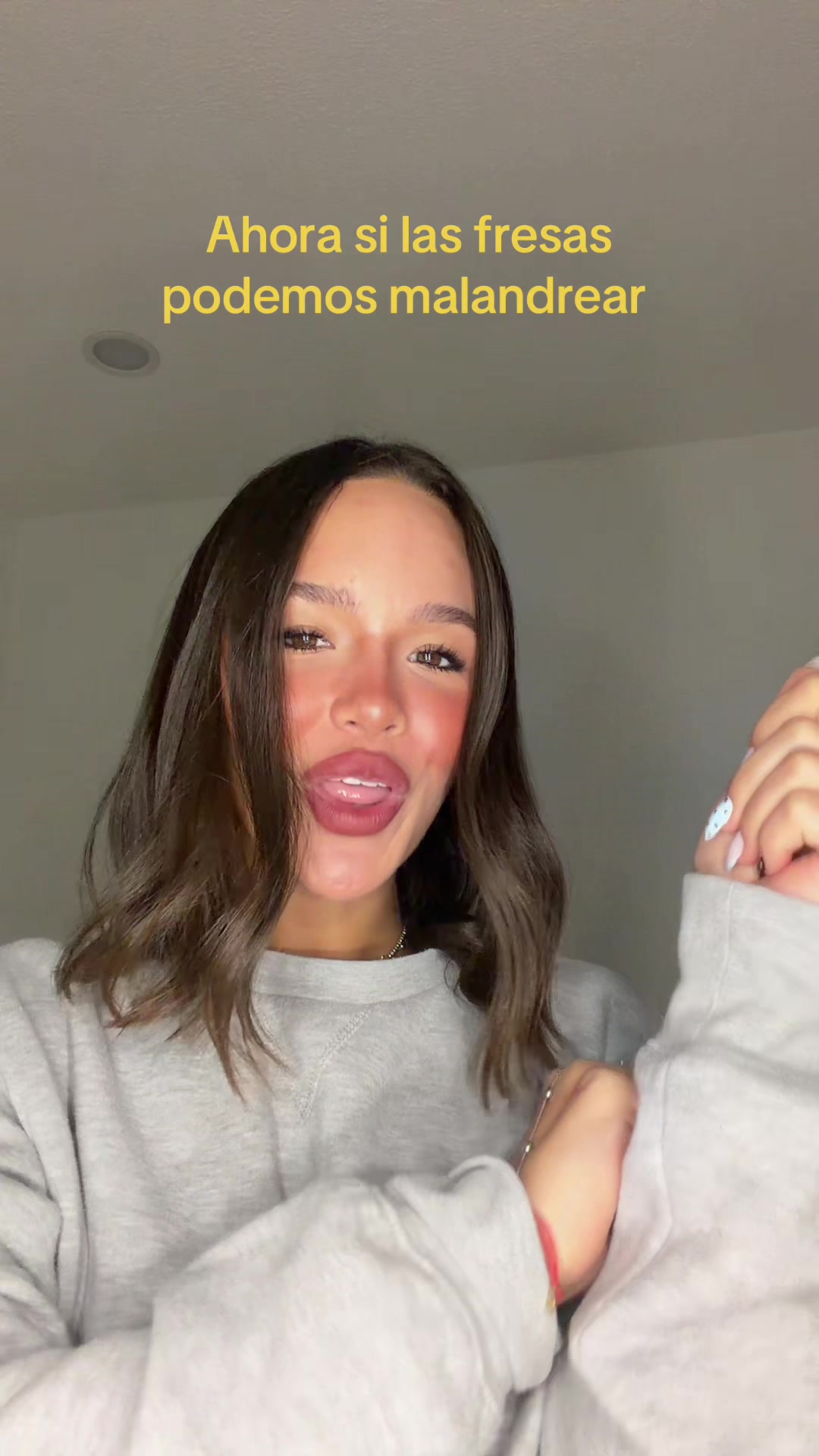 @angela_albanni