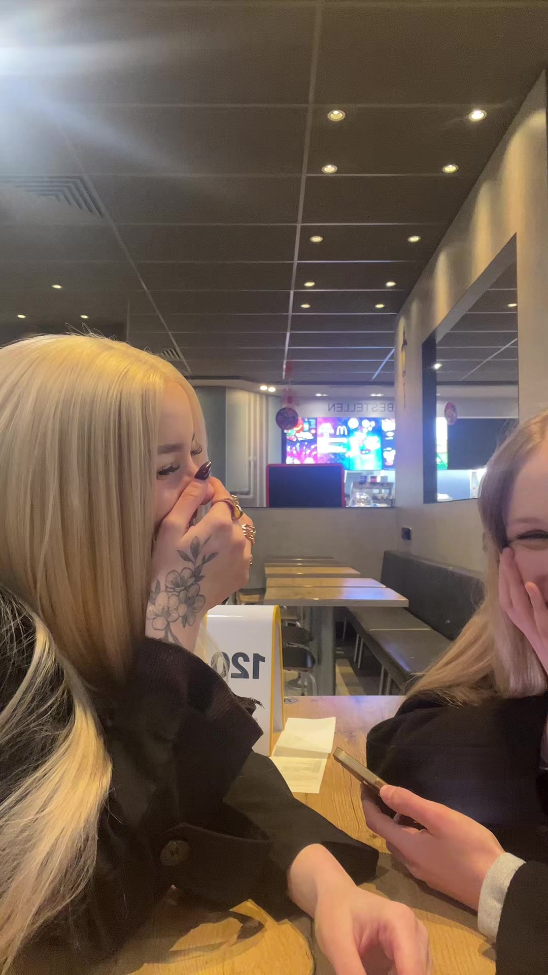 @lucy.linko