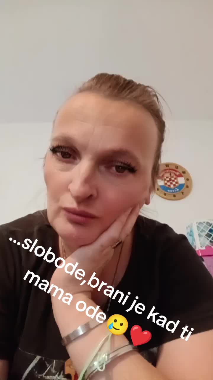 @HERCEGOVKA A ŠTA BI DRUGO BILA