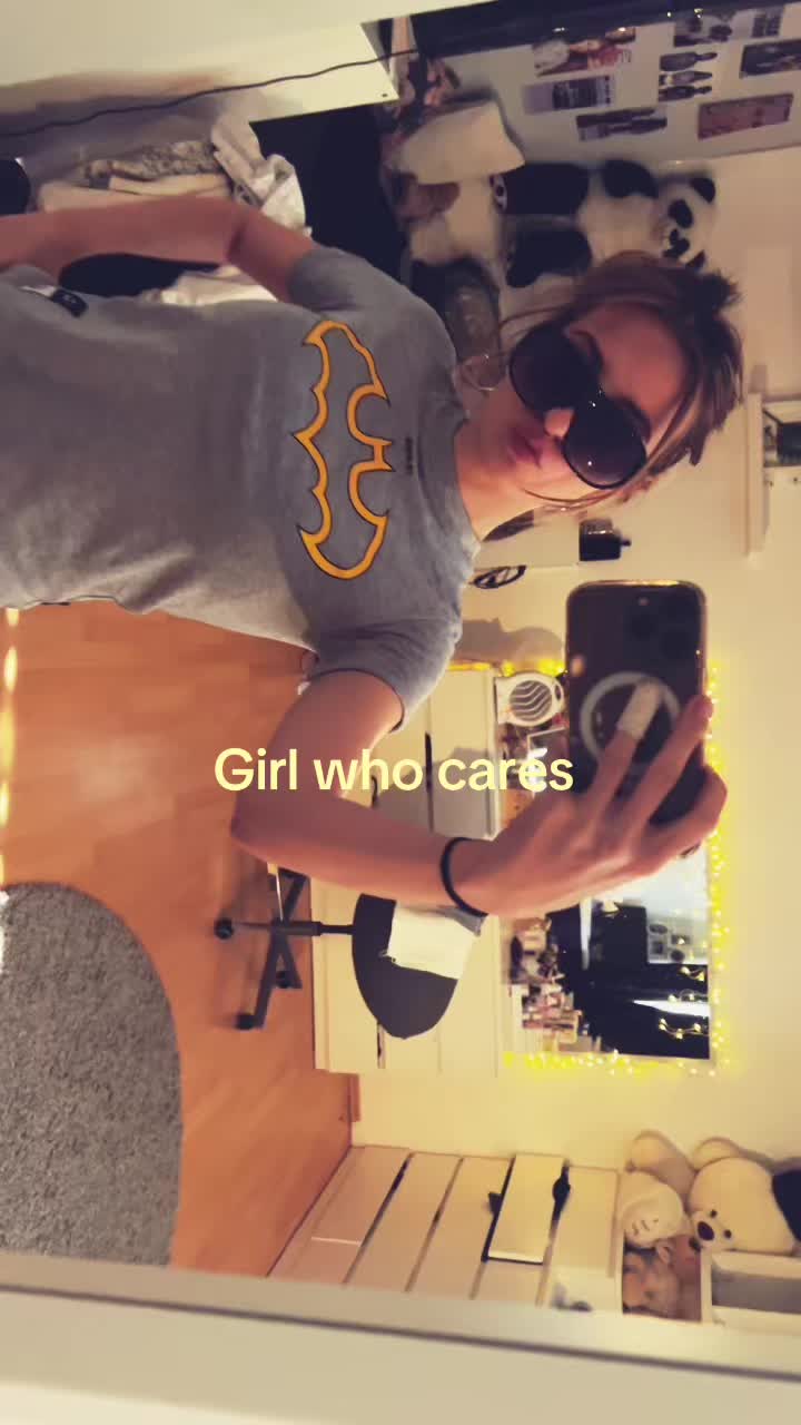 @️