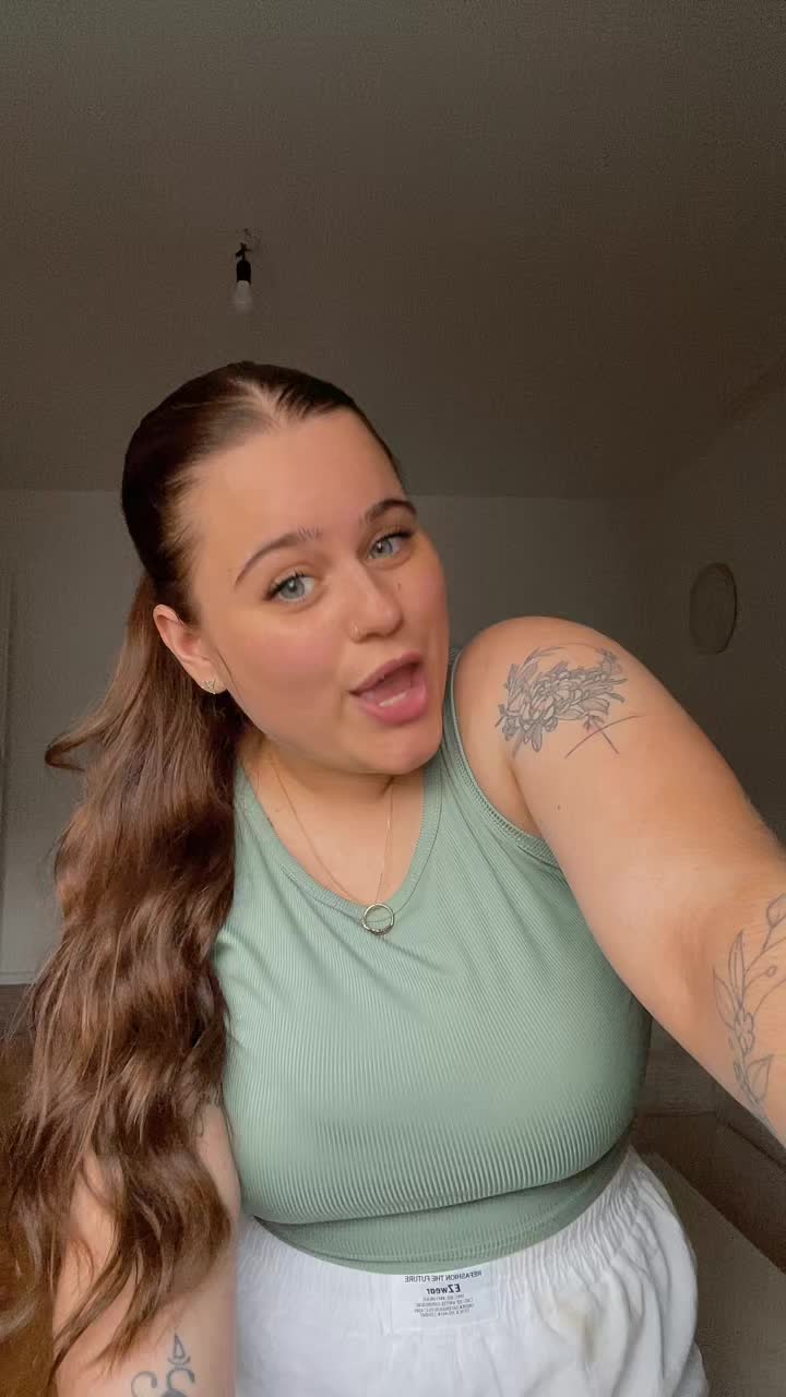 @𝒜𝓃𝓃𝑒