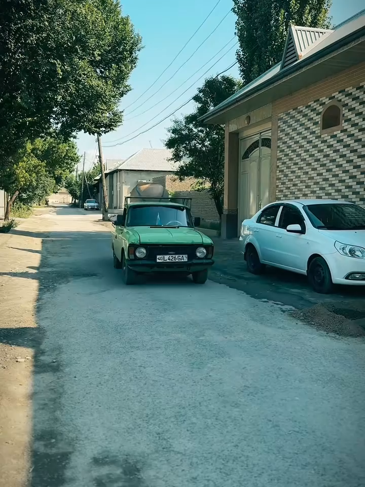@TAHSIR_AKA_FAN