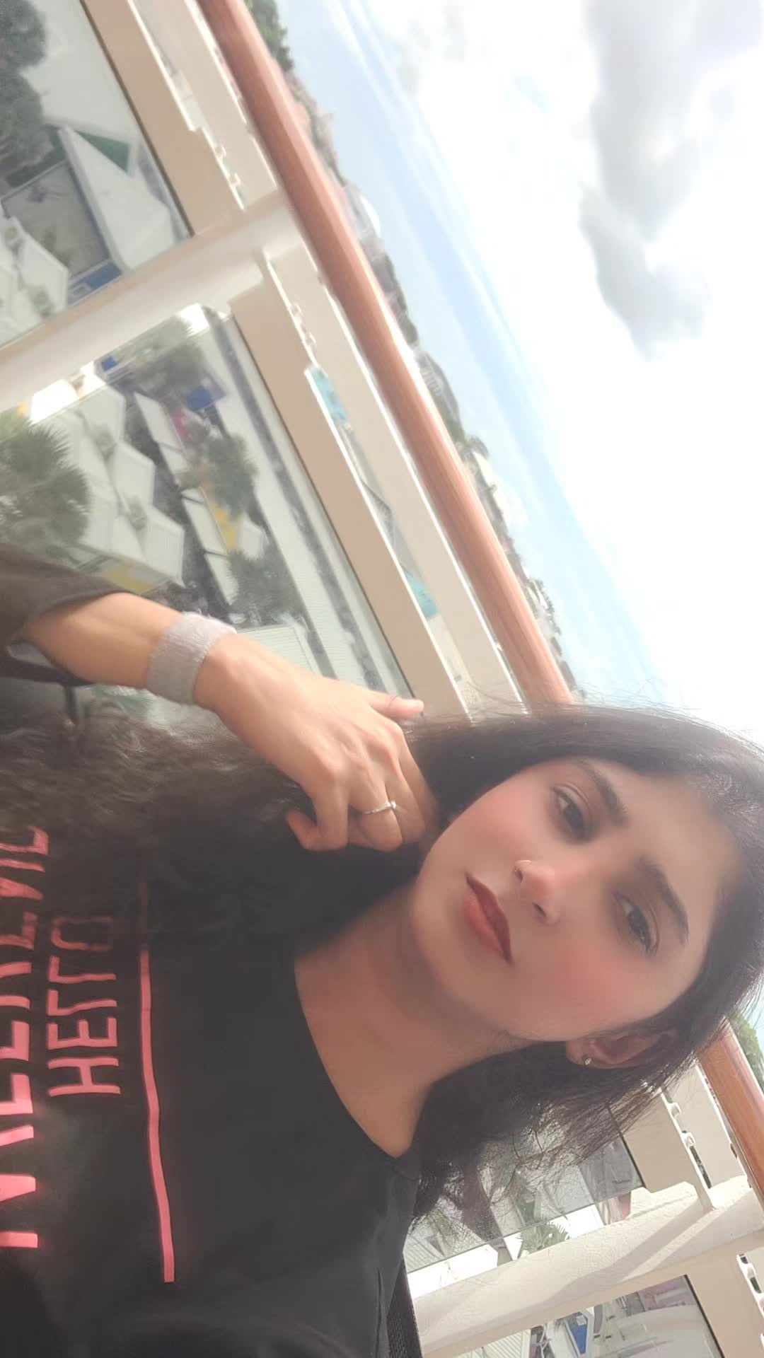 @Afsha Da Queen 🇵🇰❤️ 🇺🇸