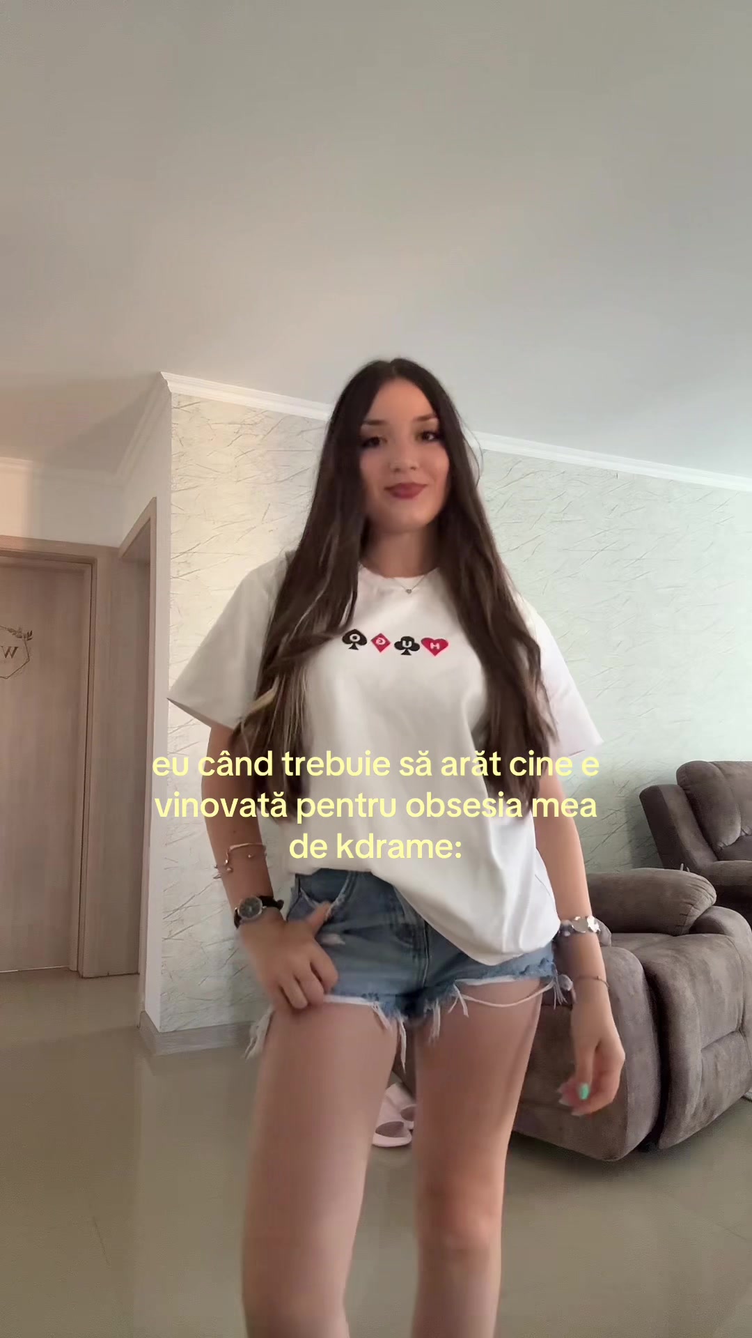 @elisa⁷