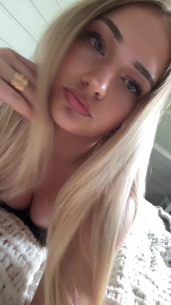@𝔸𝕟𝕟𝕒