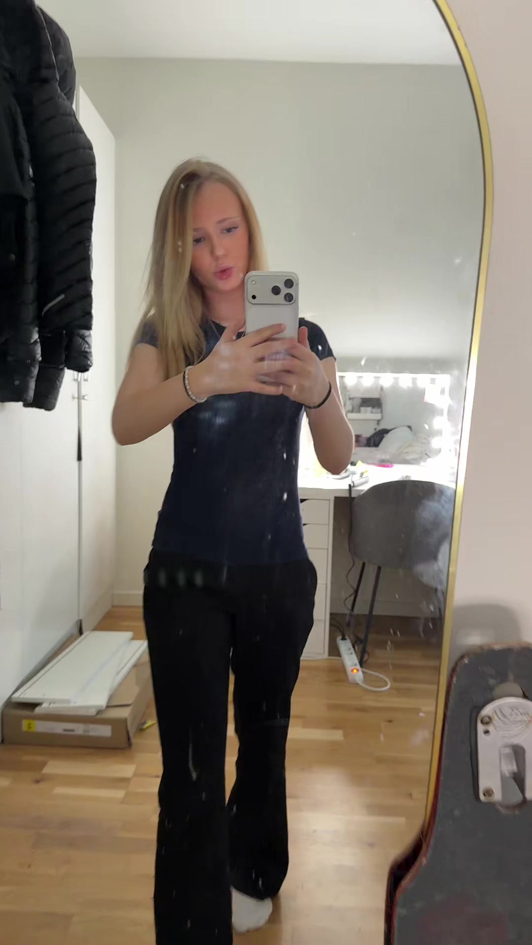 @𝐄𝐥𝐥𝐢𝐧𝐨𝐫𝐢𝐬𝐡🎀💯