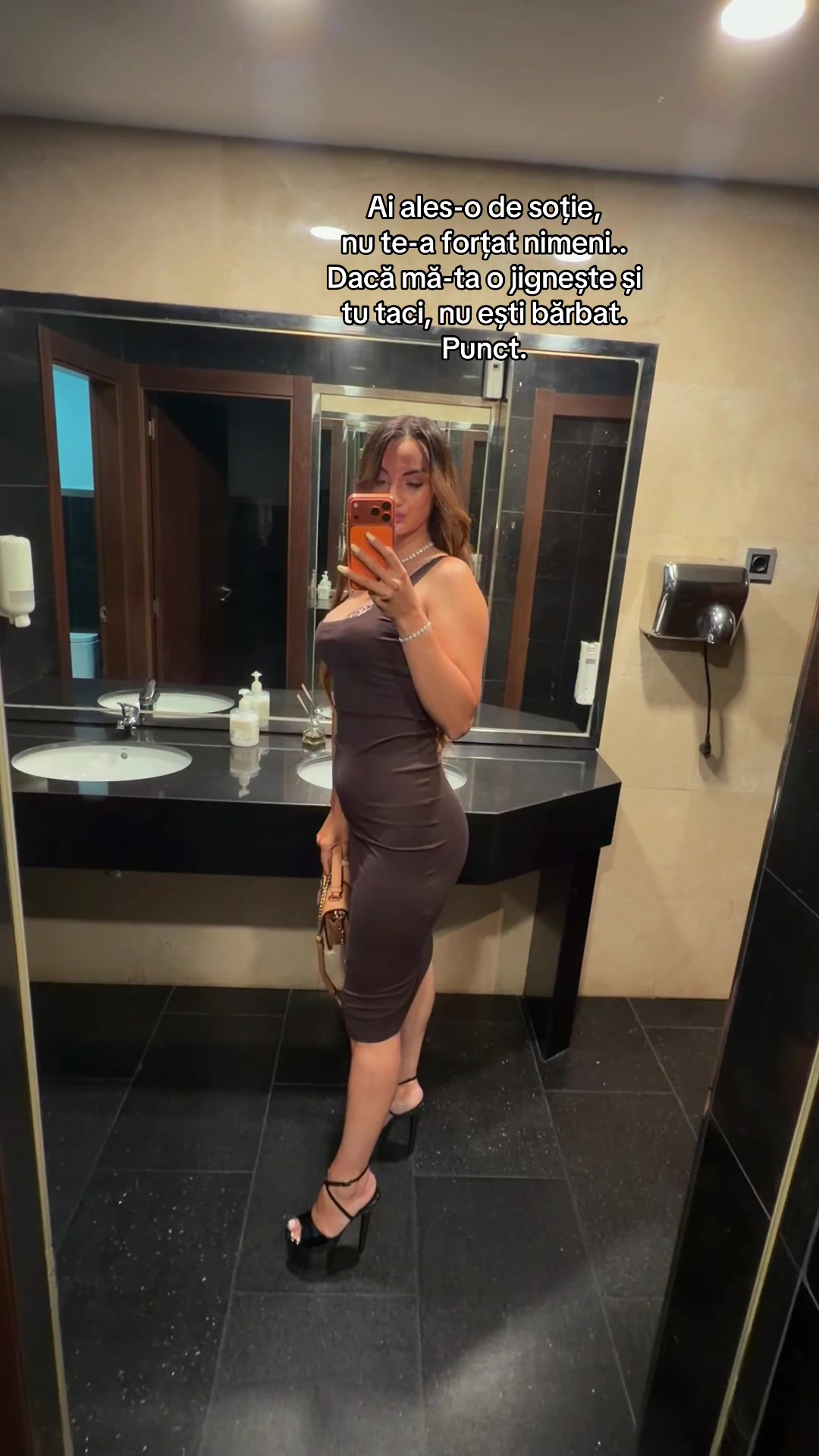 @Roxi Maria 👑