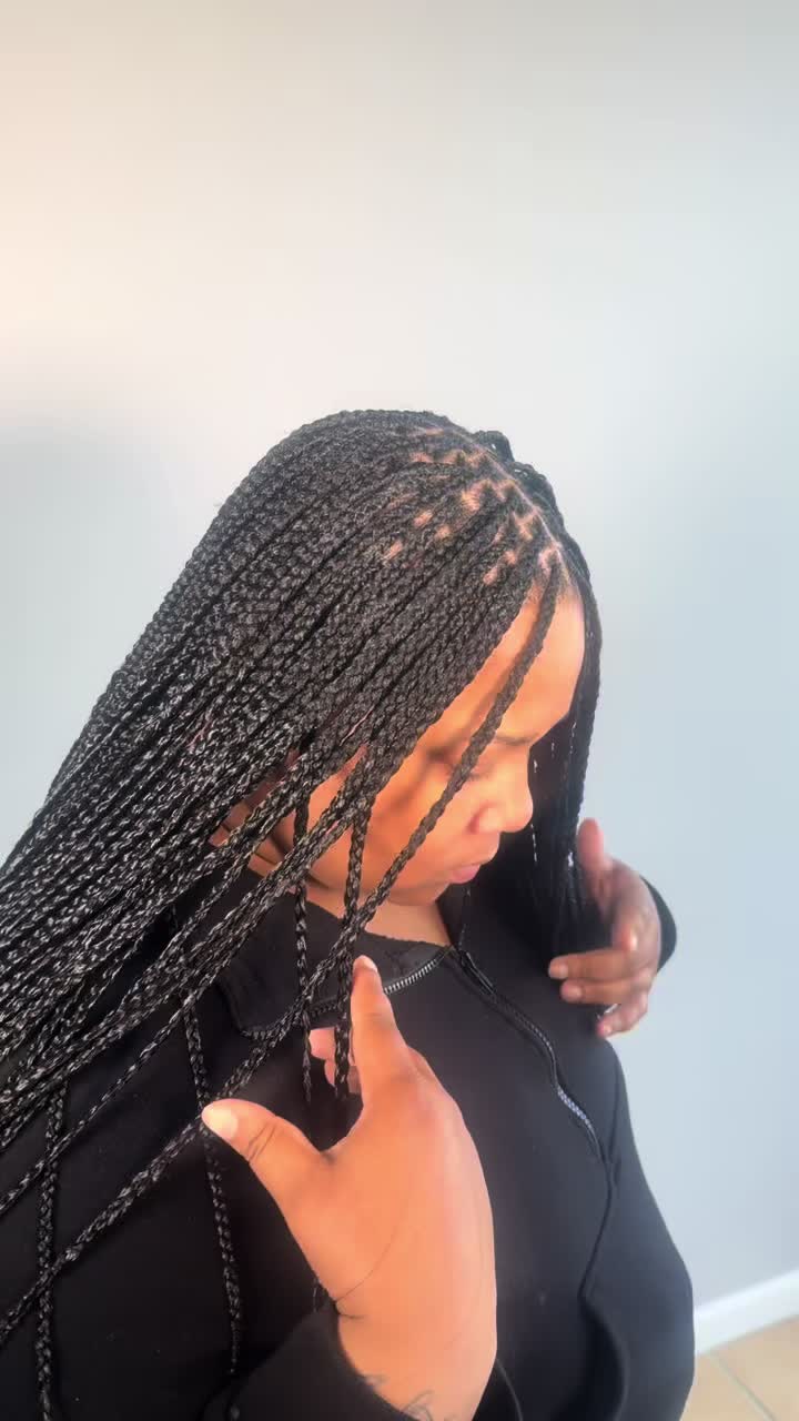 @Mama hair braiding
