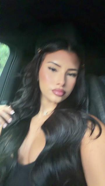 @badbitchmanu