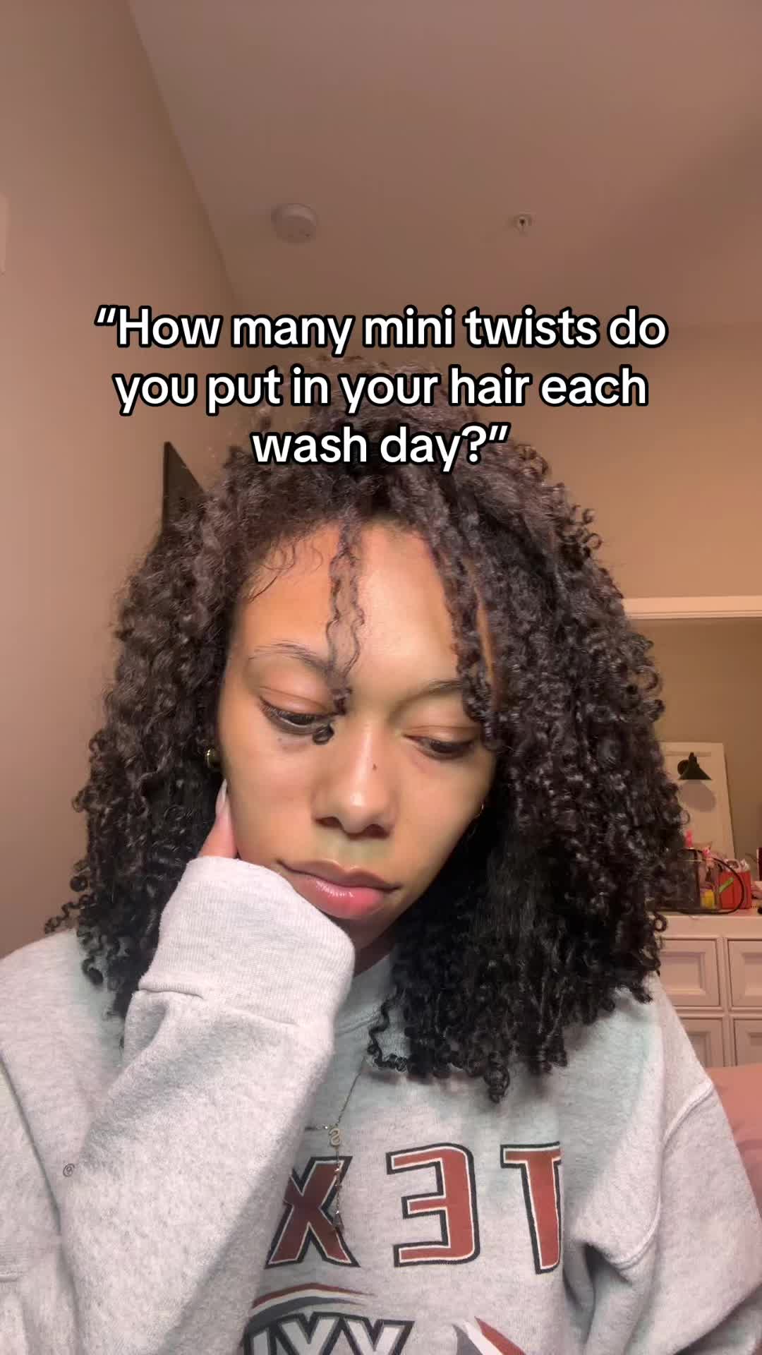 @AYSIA NICOLE