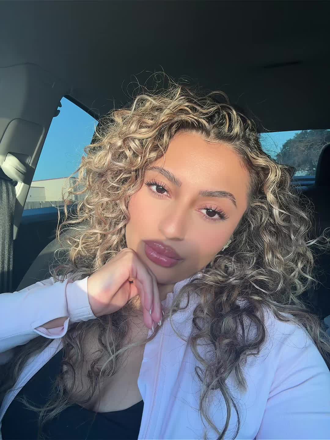 @Samvleyva