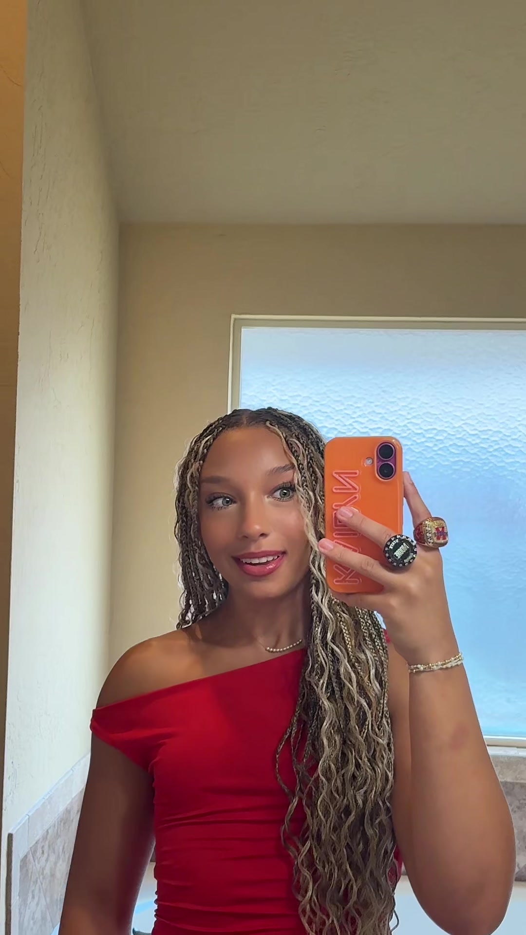 @Kailyn