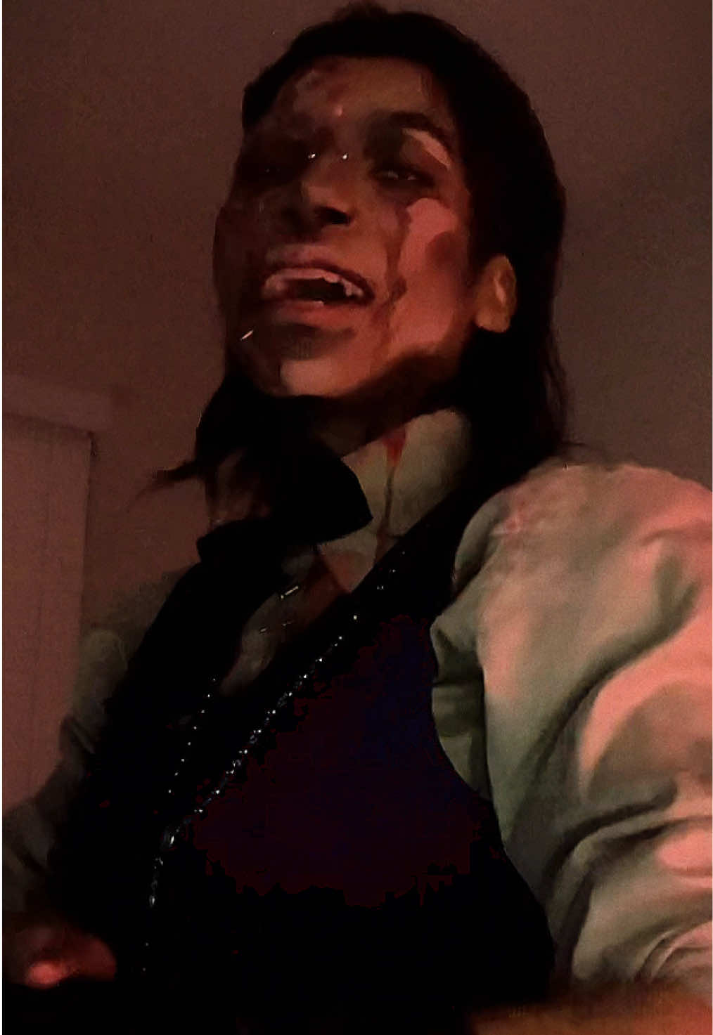 @𒉭 UrRottingVictim 𒉭