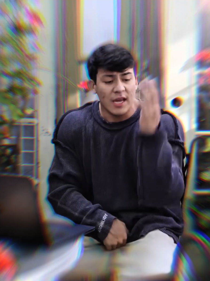 @TogisClips