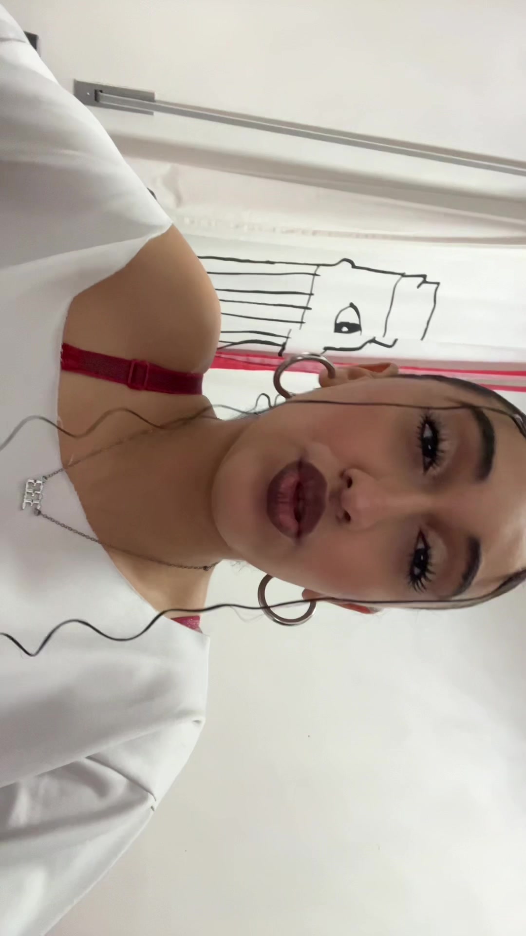 @👹