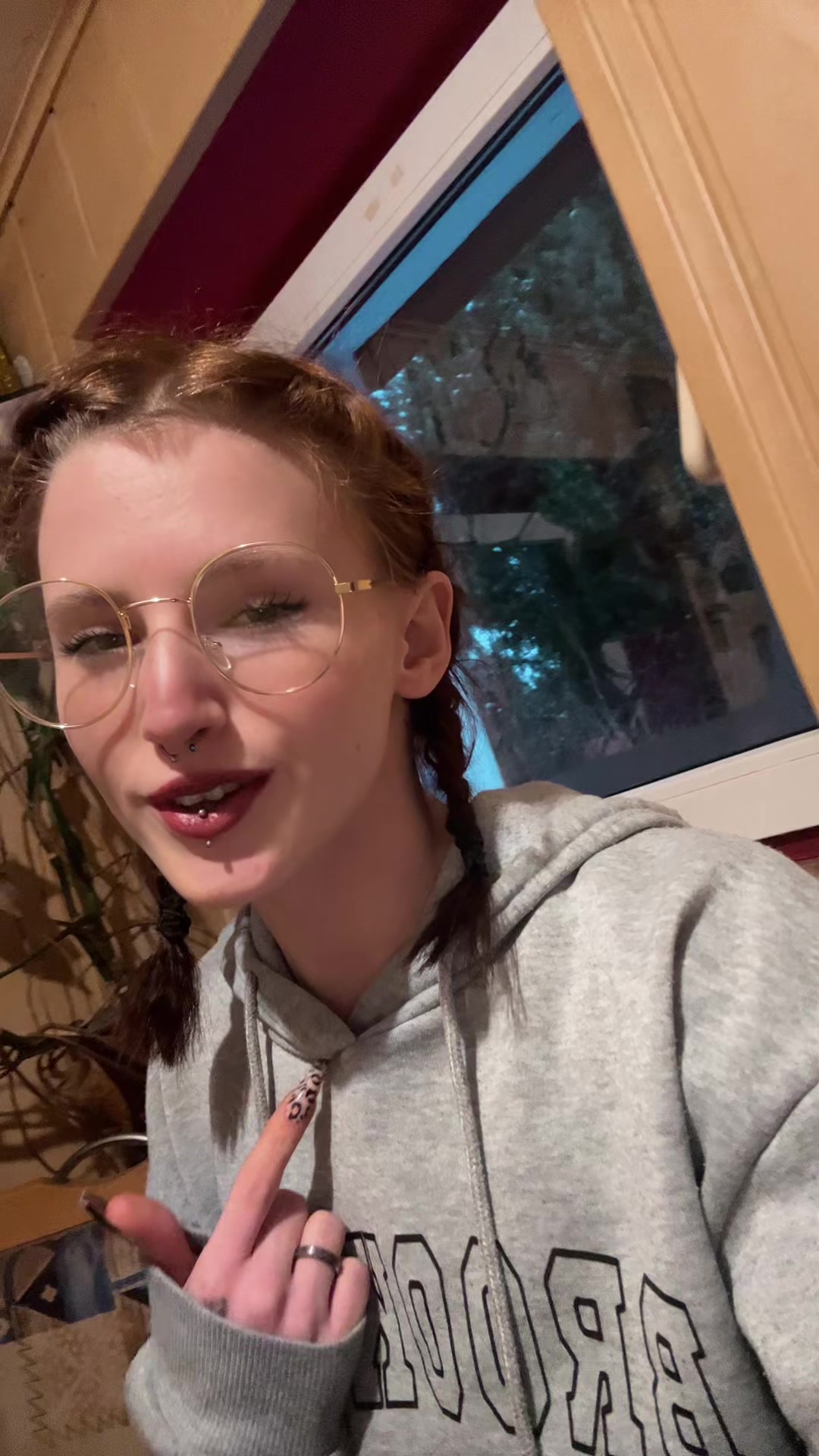 @officxl_madlen🏳️&zwj;🌈