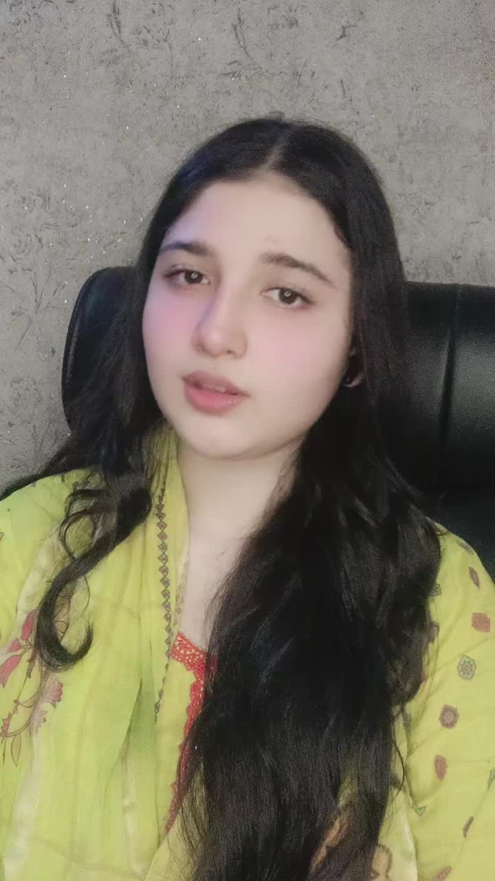 @PRETTY GIRL🥰