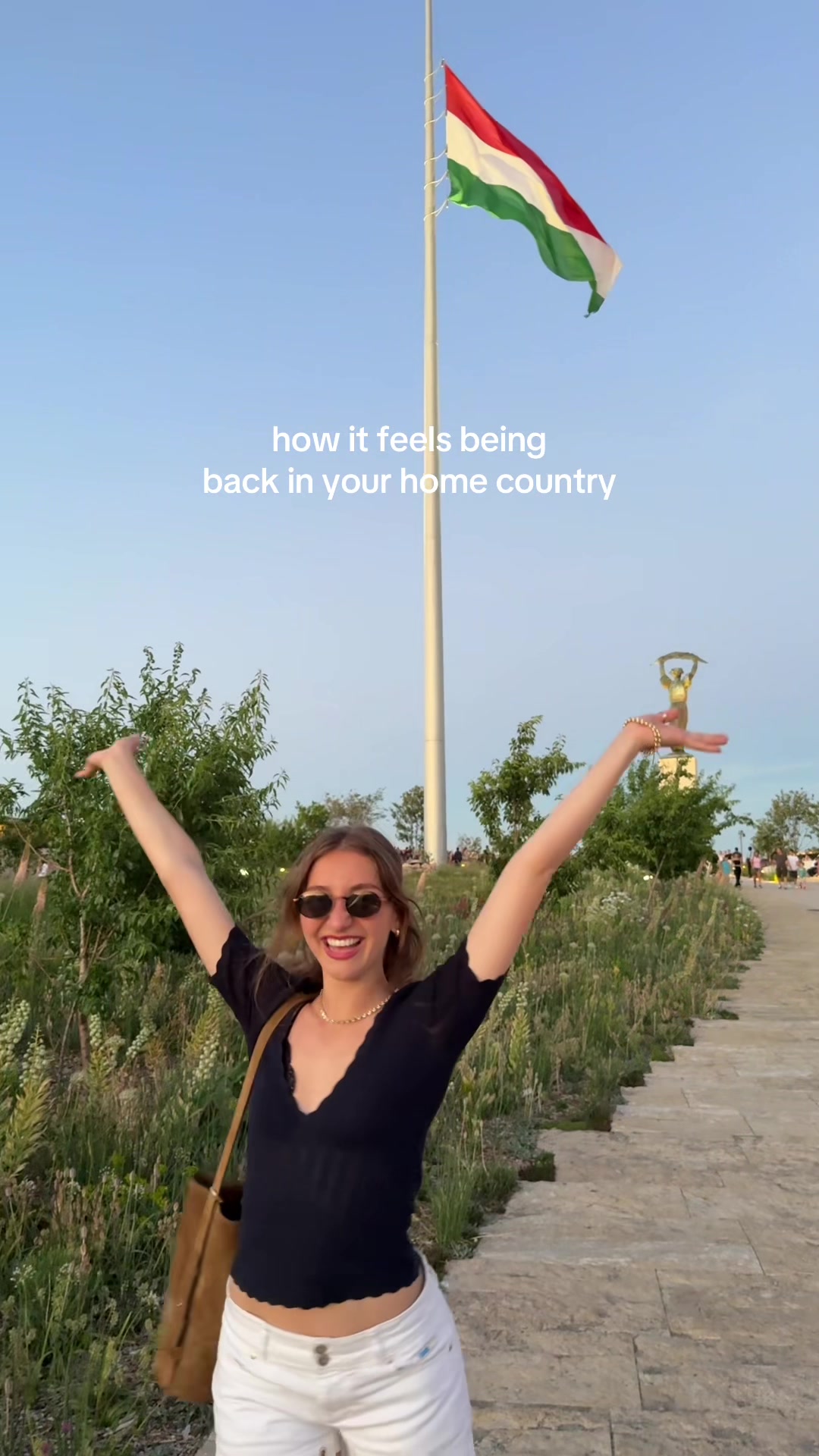@Andrea Kapusy