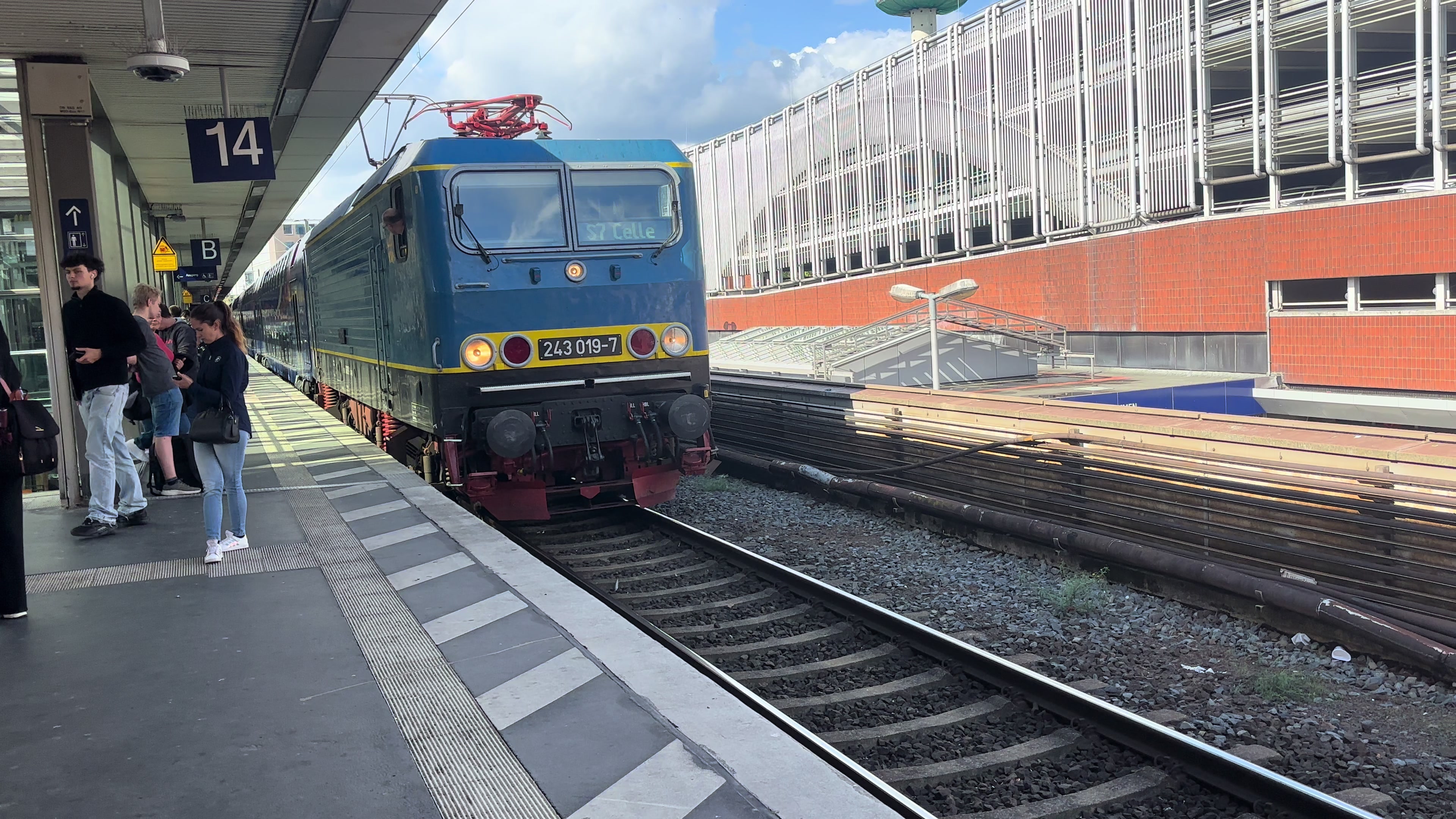 @Trainspotter_BVB🖤💛