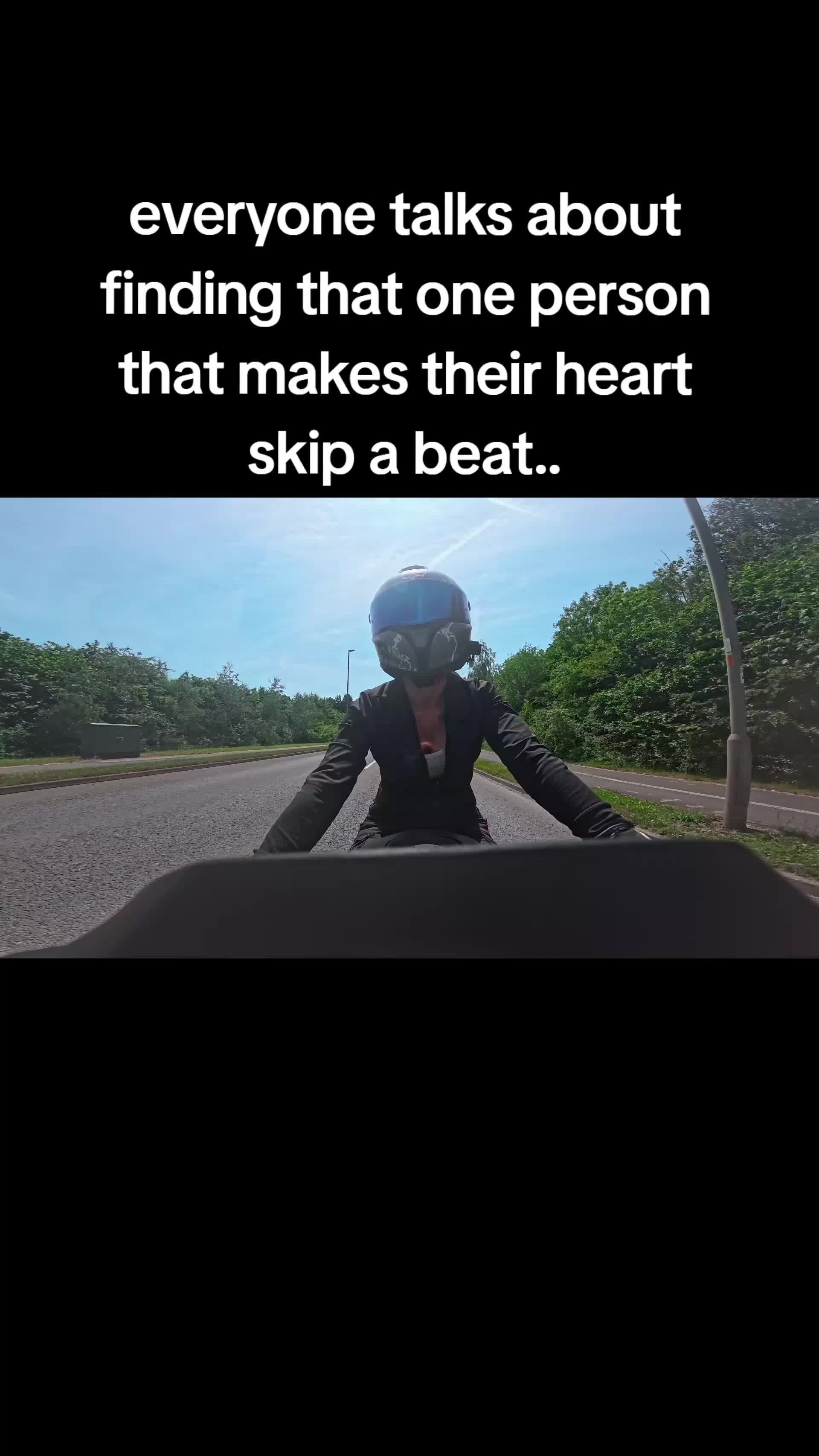 @♡ ʟxʀ 🏍