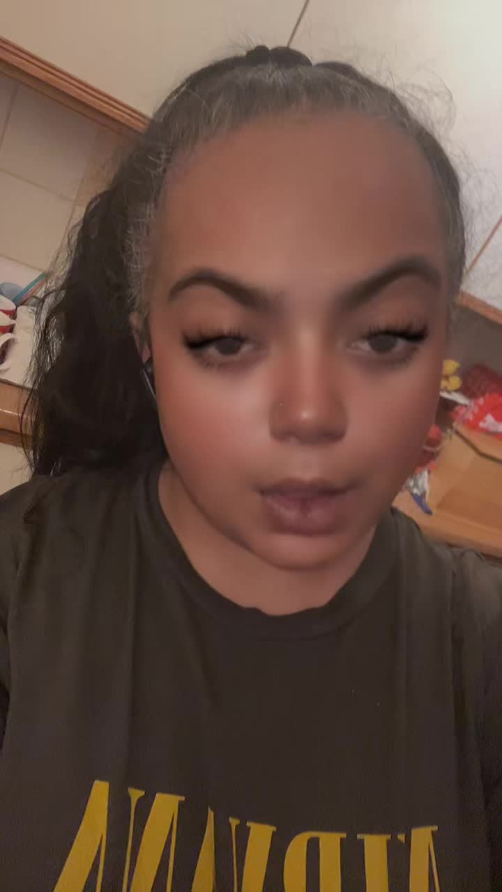 @🫣🩵Nina-Nicole🤍🌕🎹🥊🖖🏻🧡