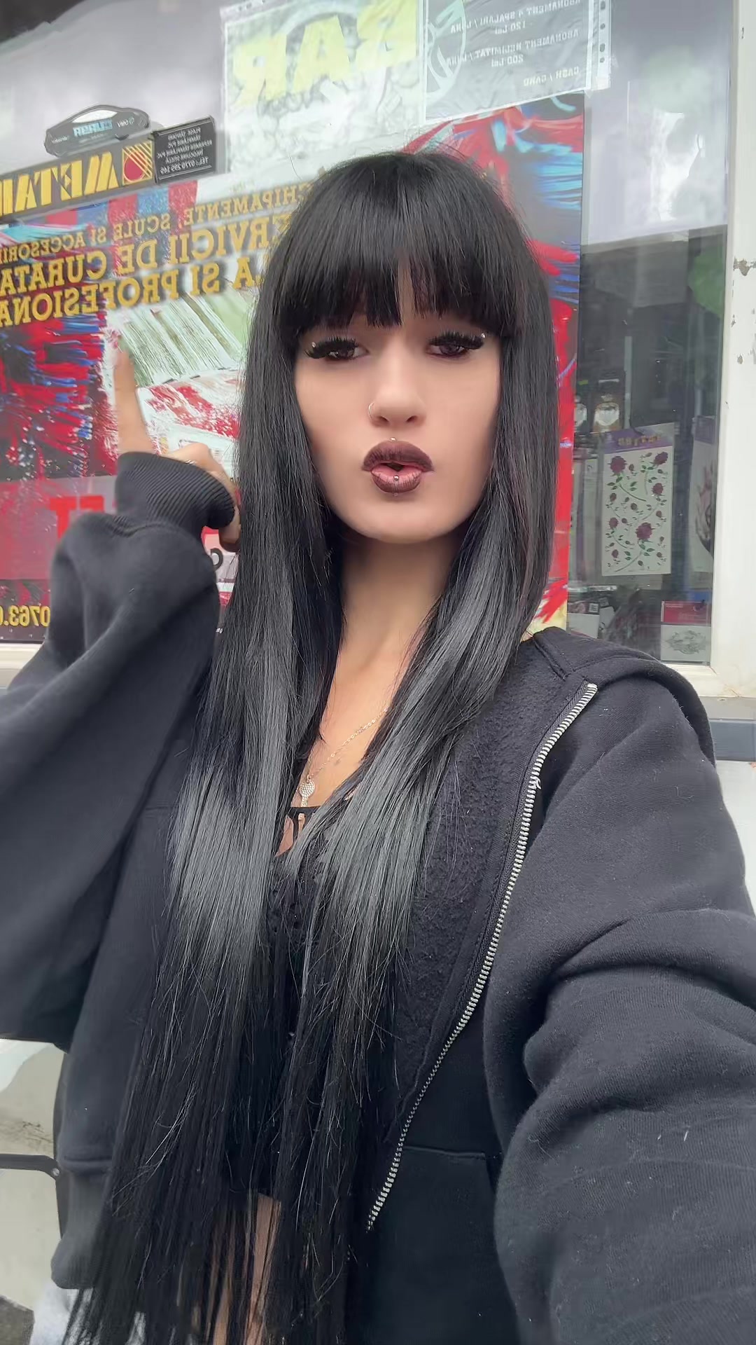 @Ale ale