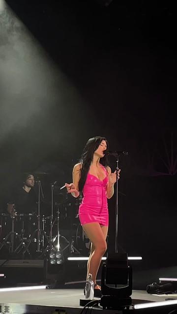 @céline maria estrella