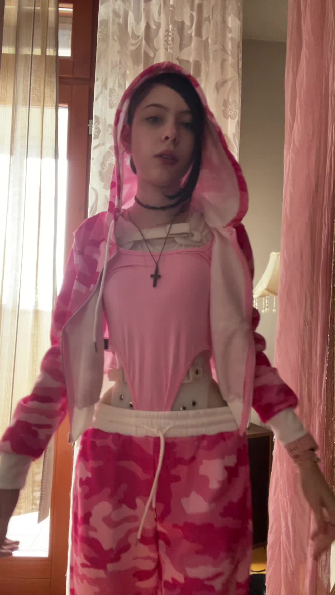 @Pinkgirl_A_