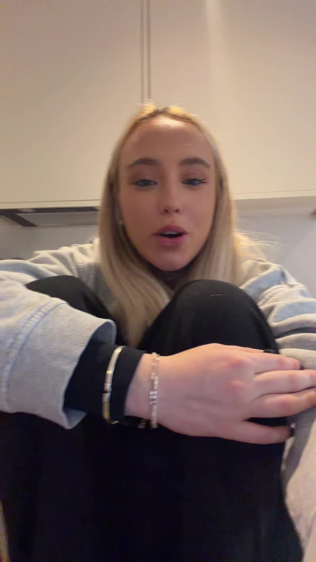 @oliviafyfe