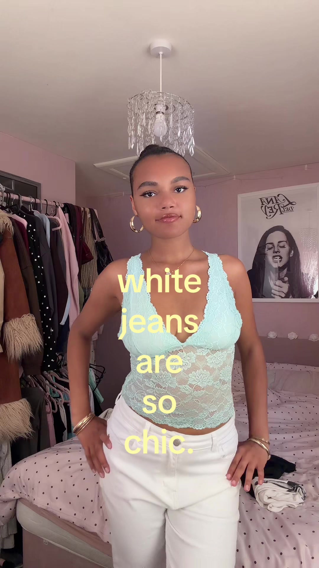 @𝐂𝐡𝐥𝐨🤍🎀