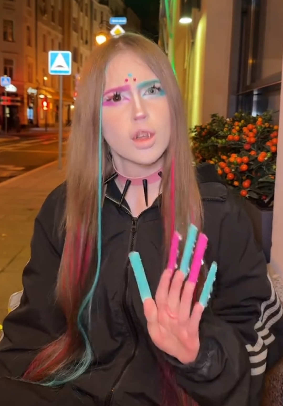 @дамиана