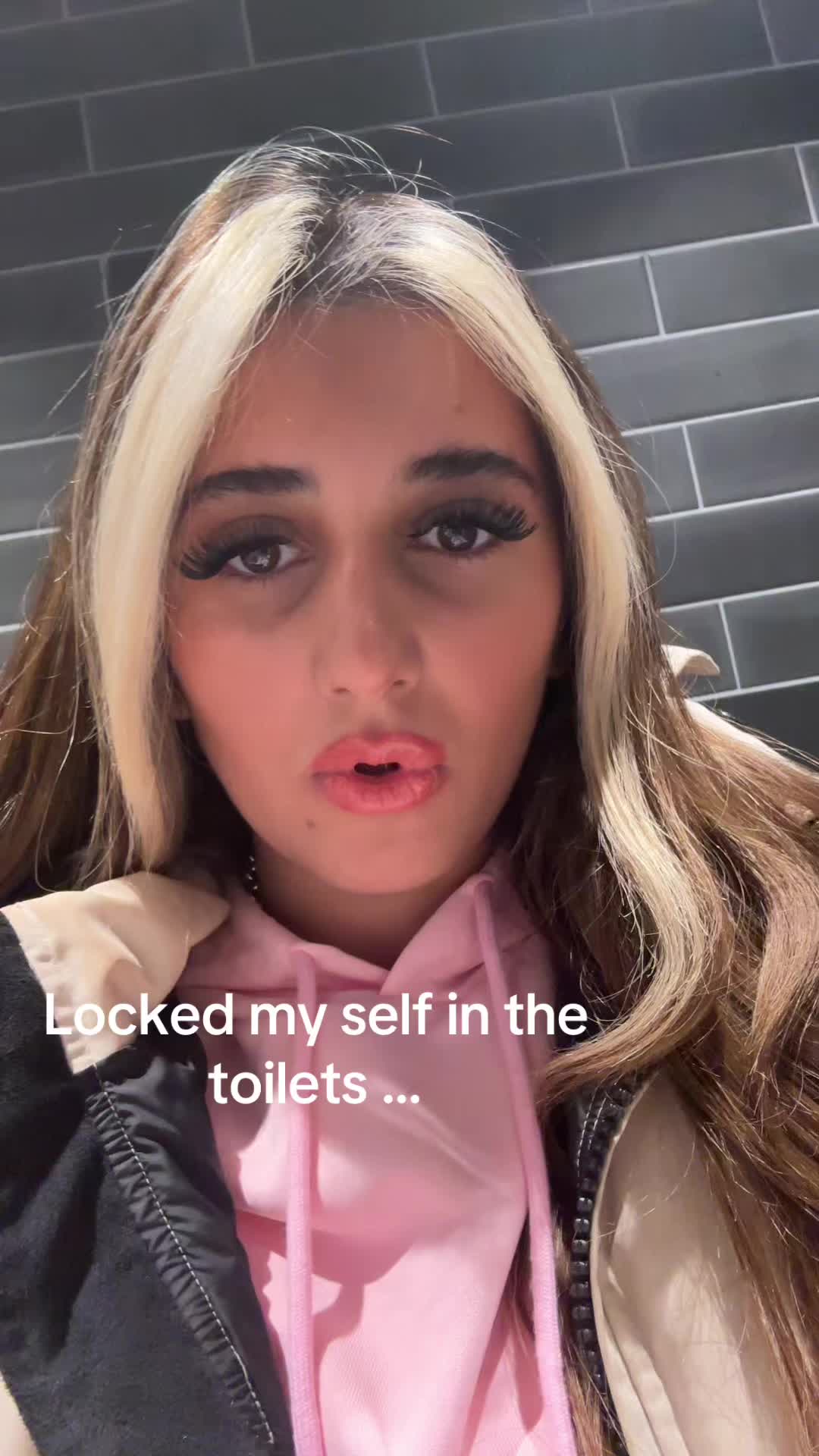 @leylalivexx