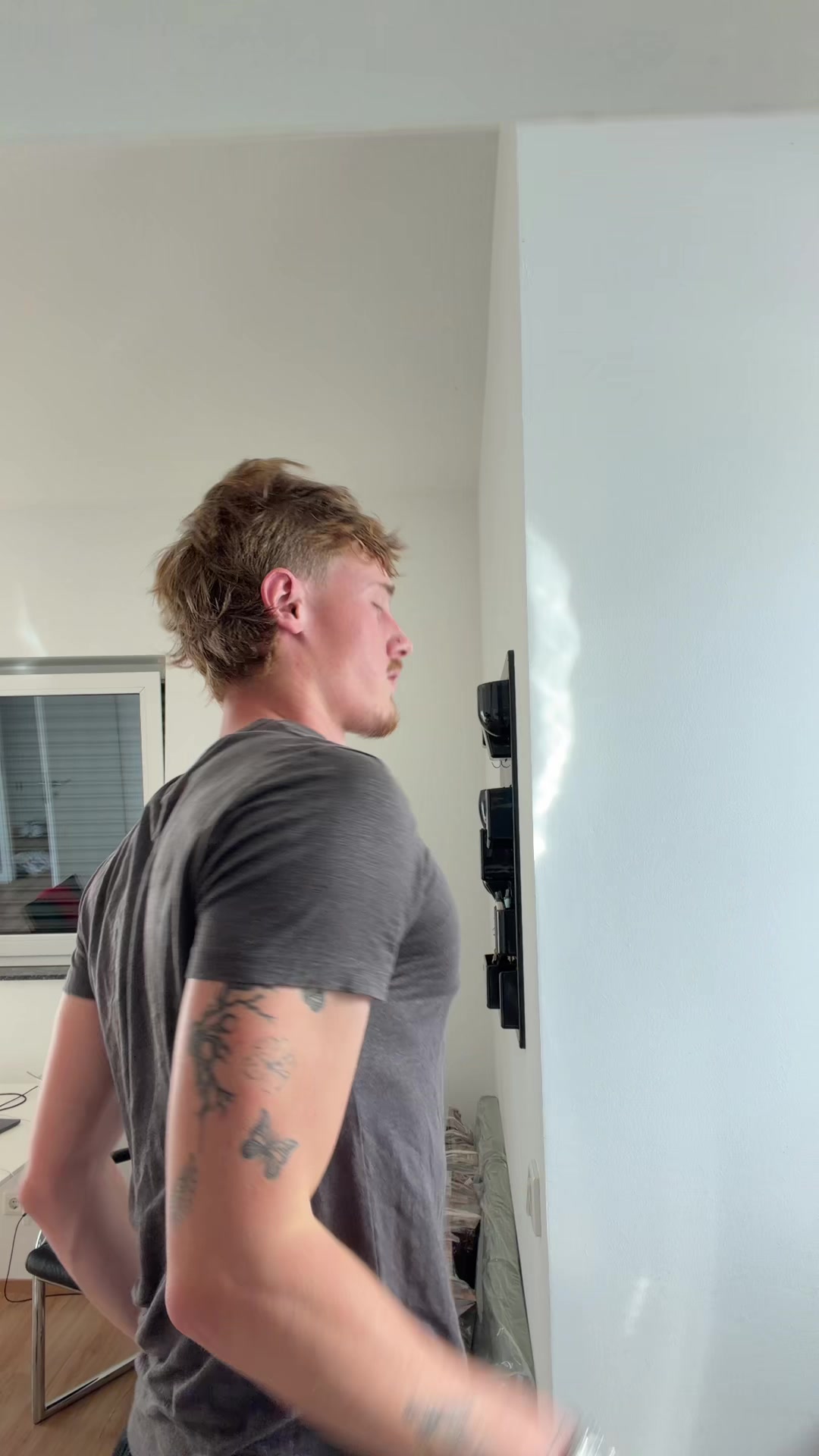 @louraintt