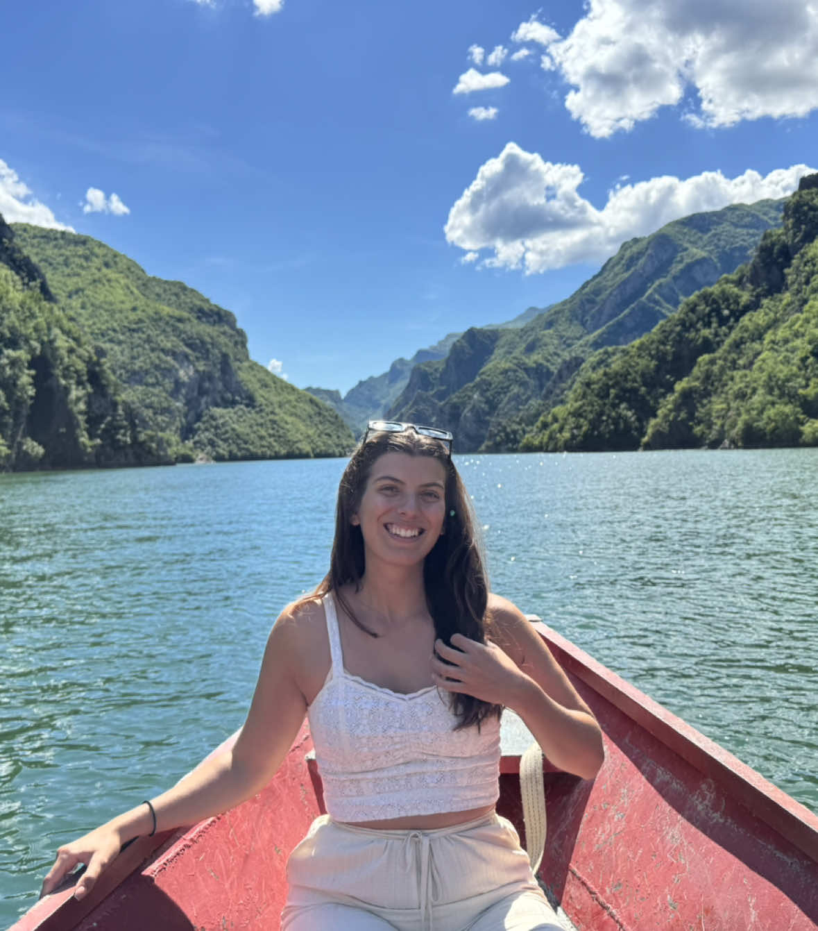 @catvoyages__