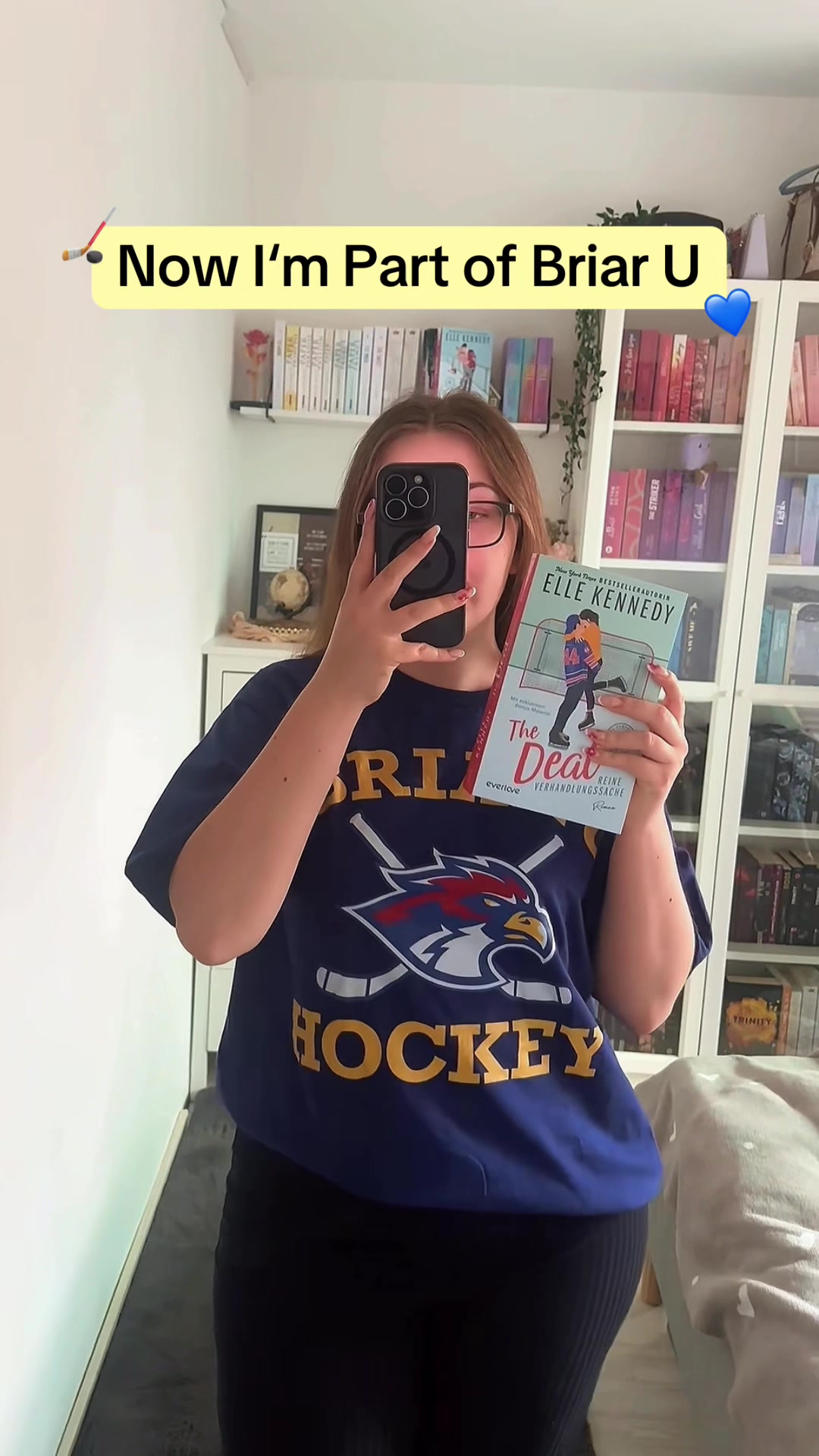 @Nicole | BookTok ๐